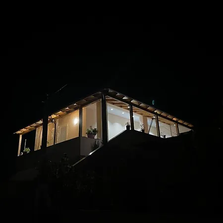 Dori 102 Apartmán Polisi i Vogel